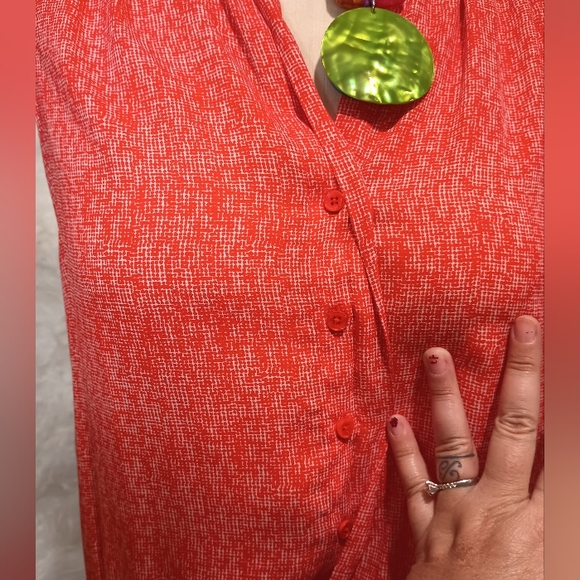 Hillary Radley Red and White Sleeveless Front Button Dress Size 6 - Picture 5 of 10